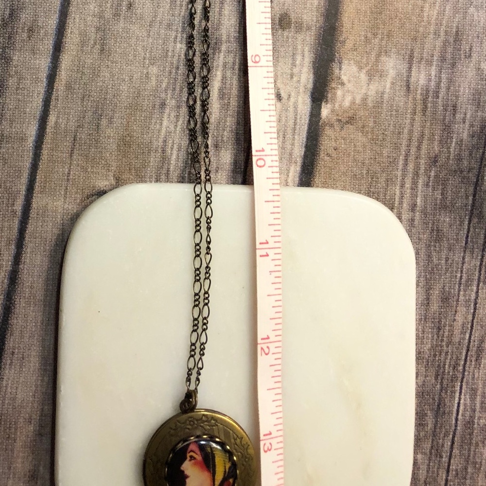 Locket, from The Weekend Store - Picture 5 of 5
